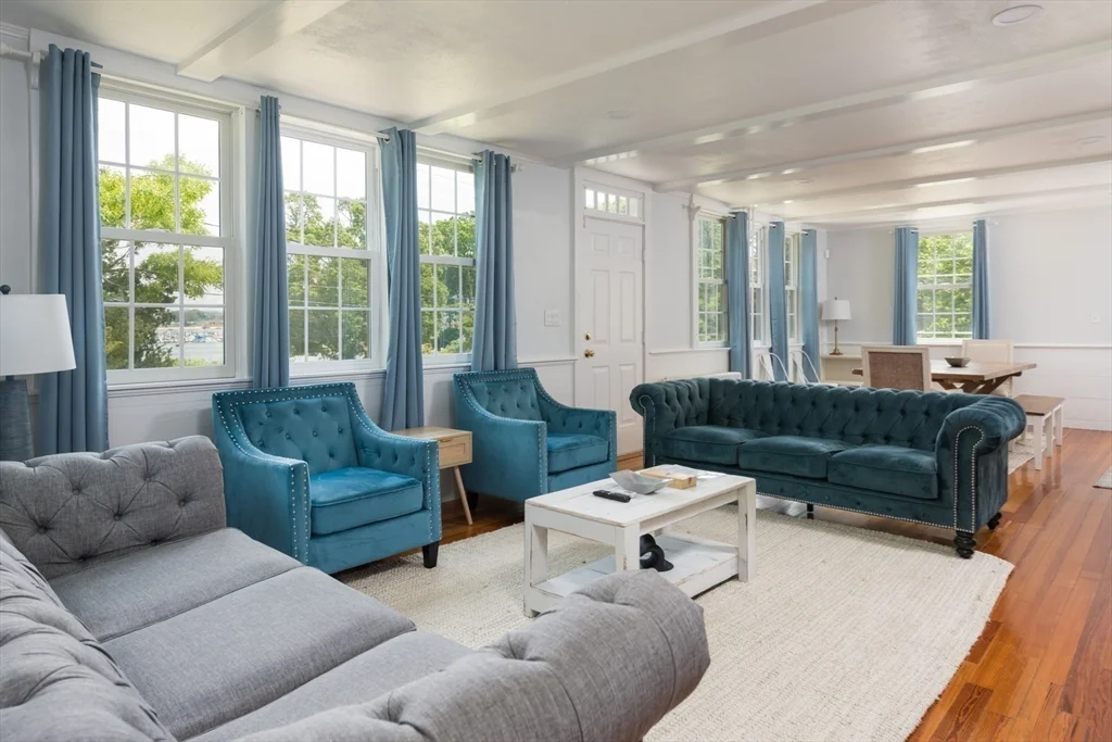 16 Jefferson Shores Rd, Cohasset Narrows