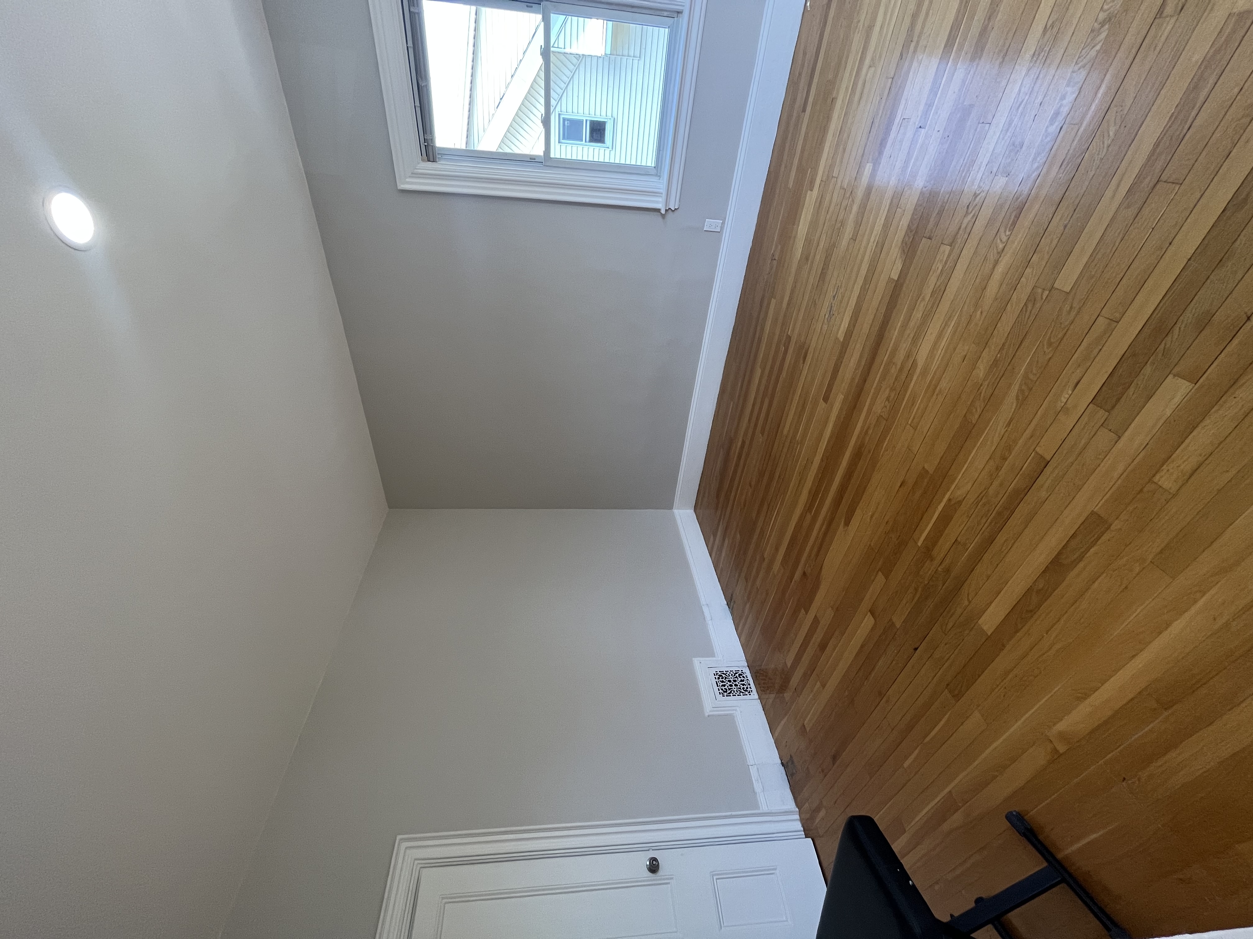 4 bed, 2 bath apartment for rent at 56 Pinckney St Unit 3, East Somerville — photo 11 of 16