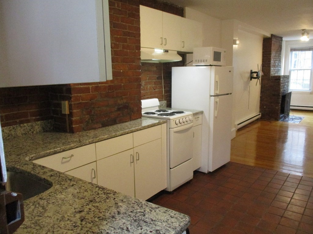 15 Appleton St, South End