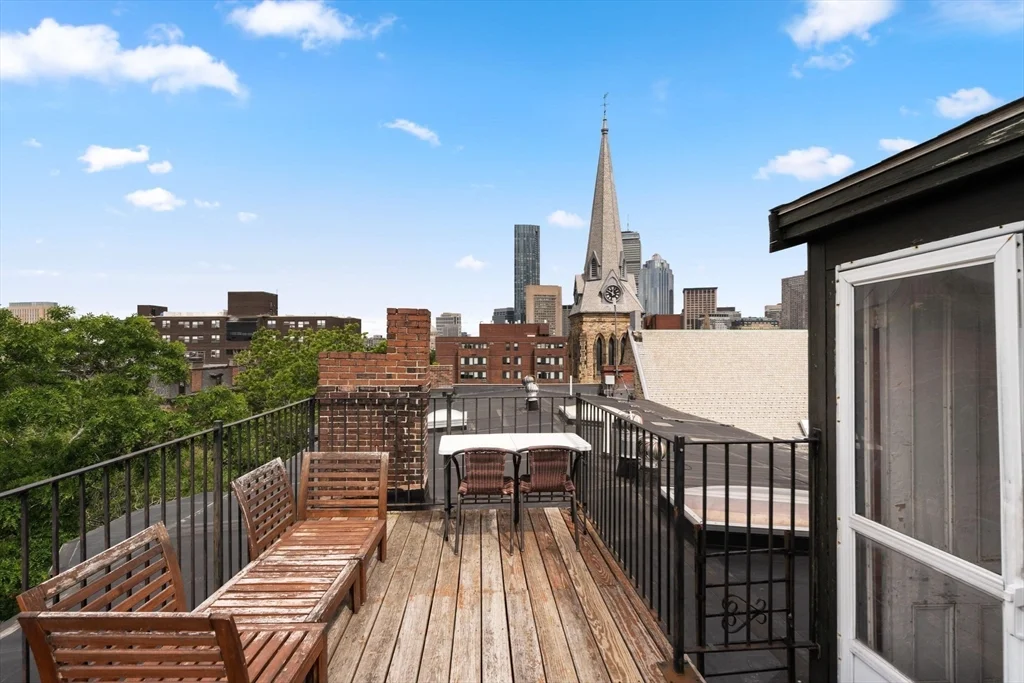 87 Worcester St, South End