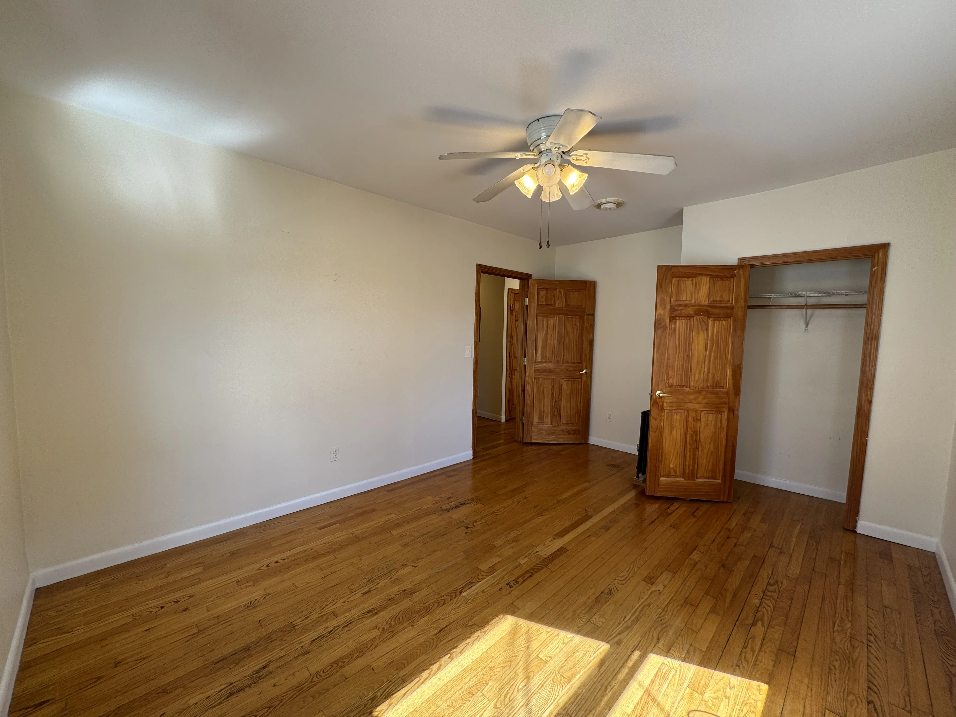 6 Alberta Ter, North Cambridge