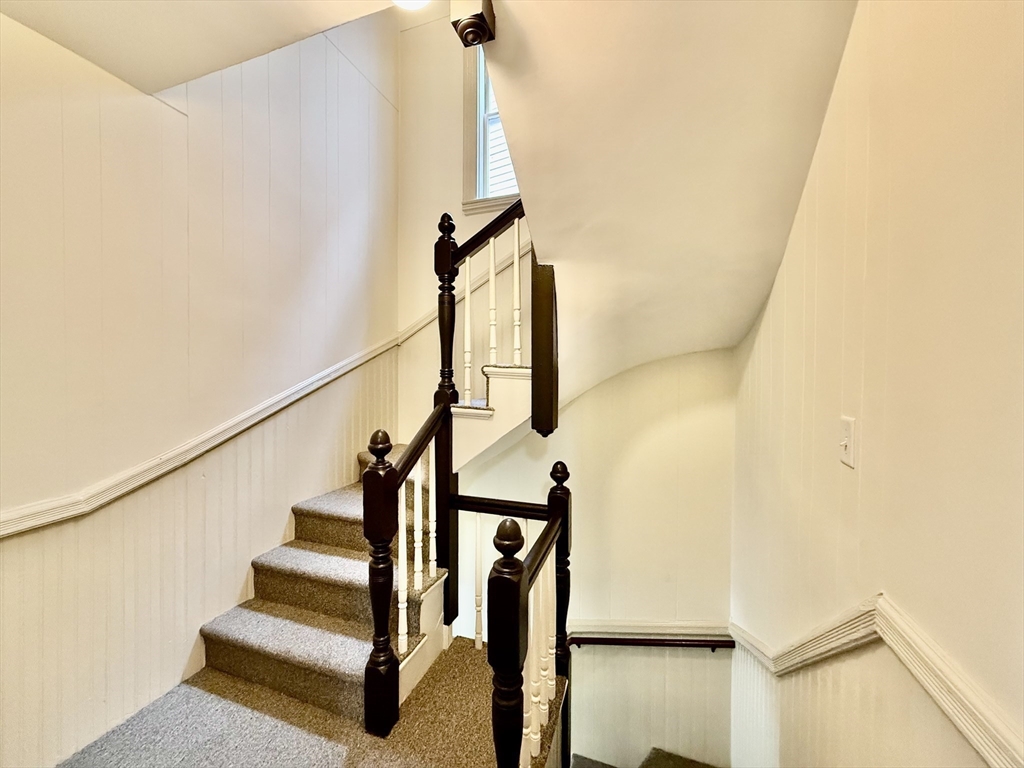 724 Cambridge St, Wellington-Harrington