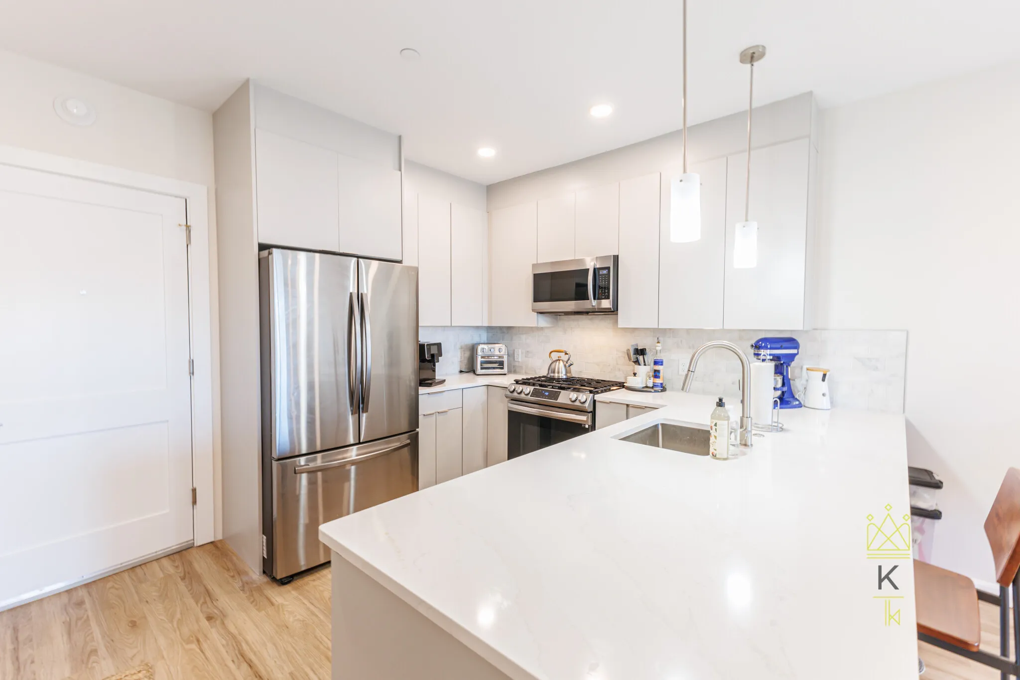 458 Washington St, Brighton
