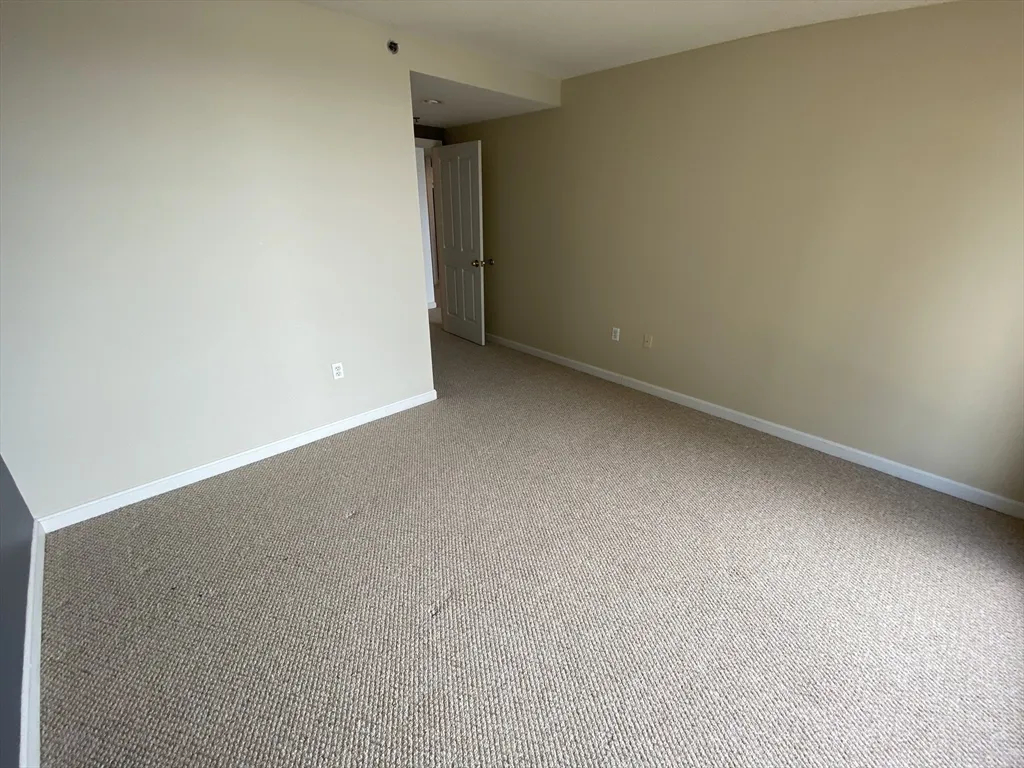 10 Museum Way, East Cambridge