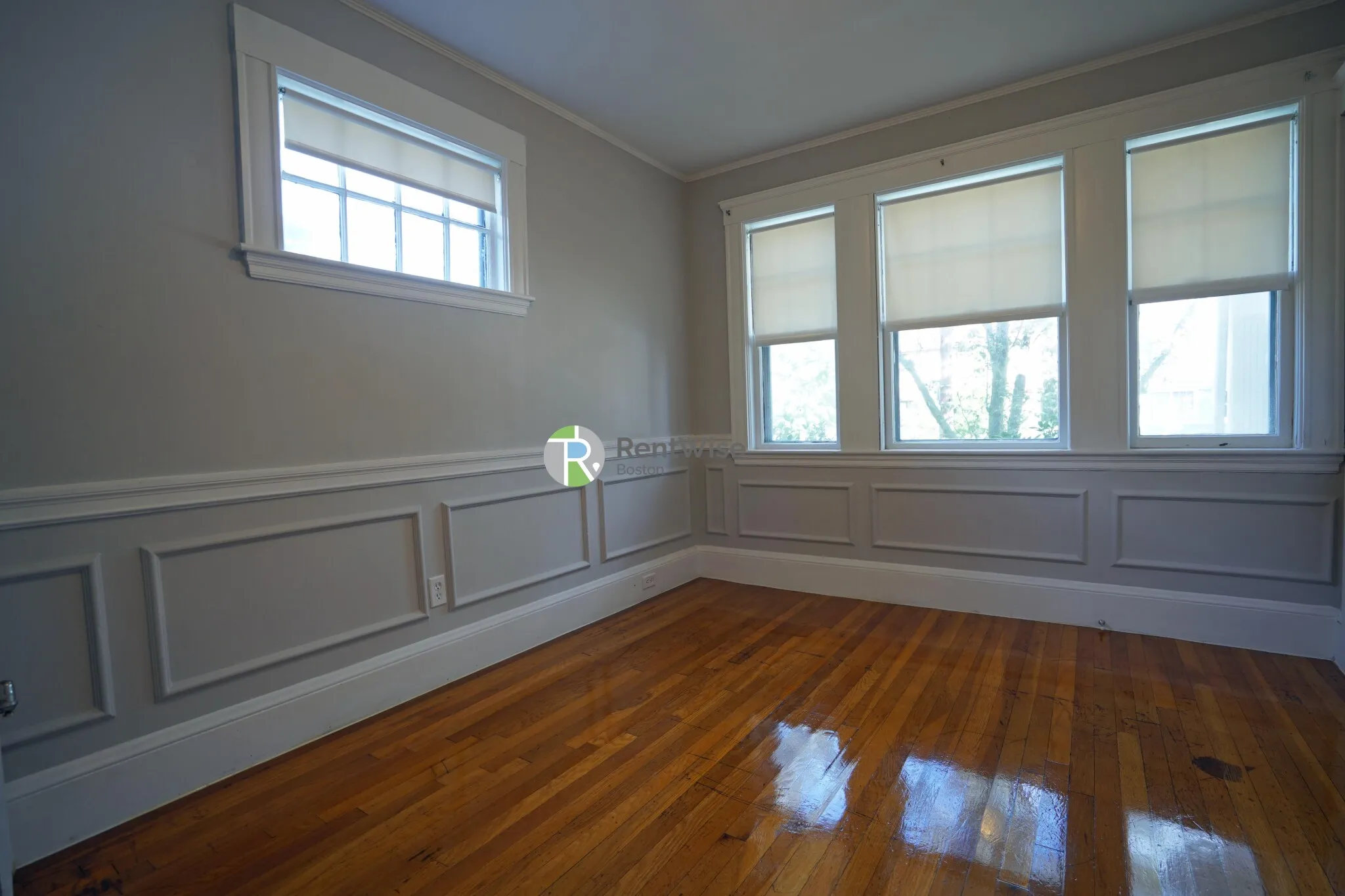 136 Arlington St, Oak Square