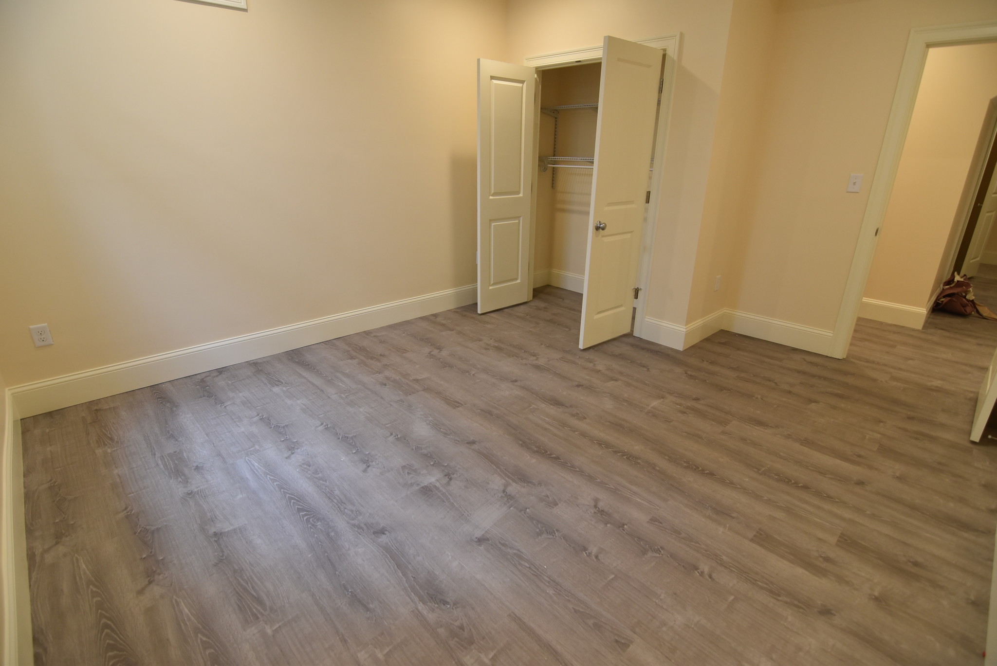 7B Sparhawk, Brighton