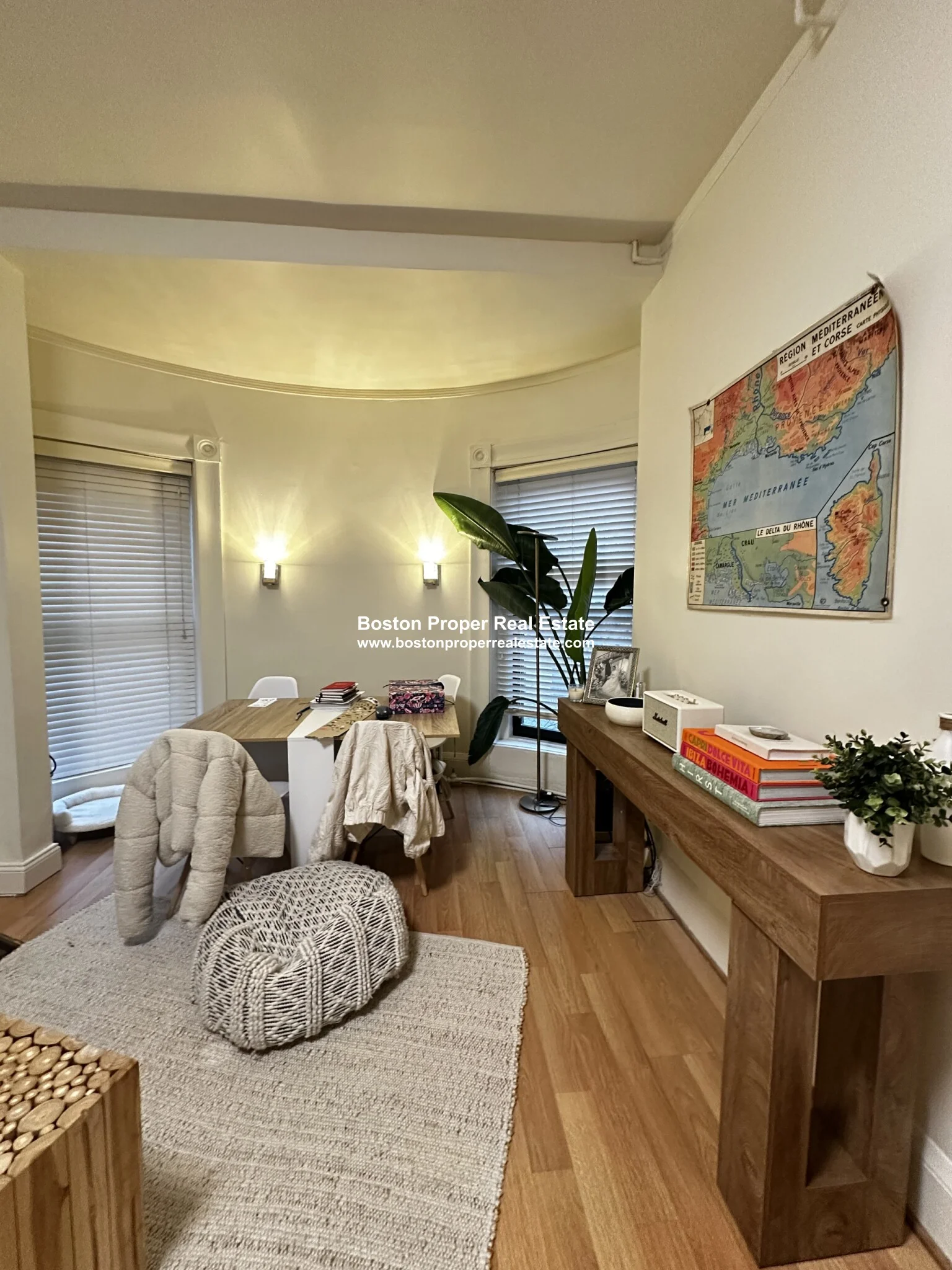 27 Bay State Rd, Fenway