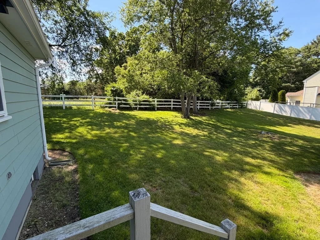 343 Bay Rd, Sharon