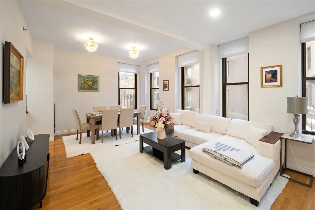 4 Charlesgate E, Back Bay