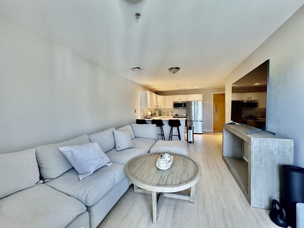 25 Alpine St, Hyde Park