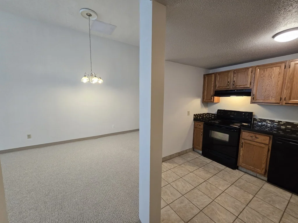 130 Beach St, Quincy