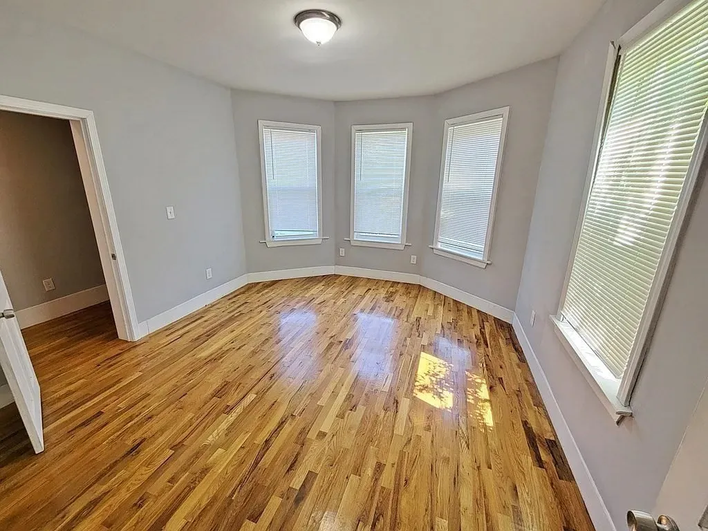 39 Pinckney St, East Somerville