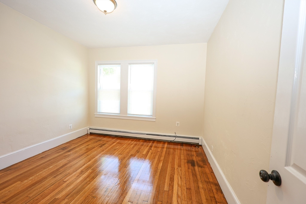 18 Pacific St, Rockland