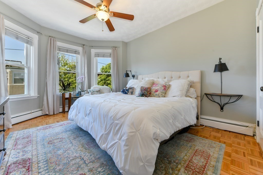 240 W 5th St, South Boston