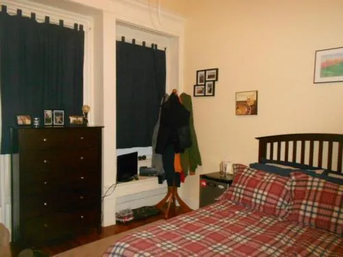 135 Hillside St, Mission Hill