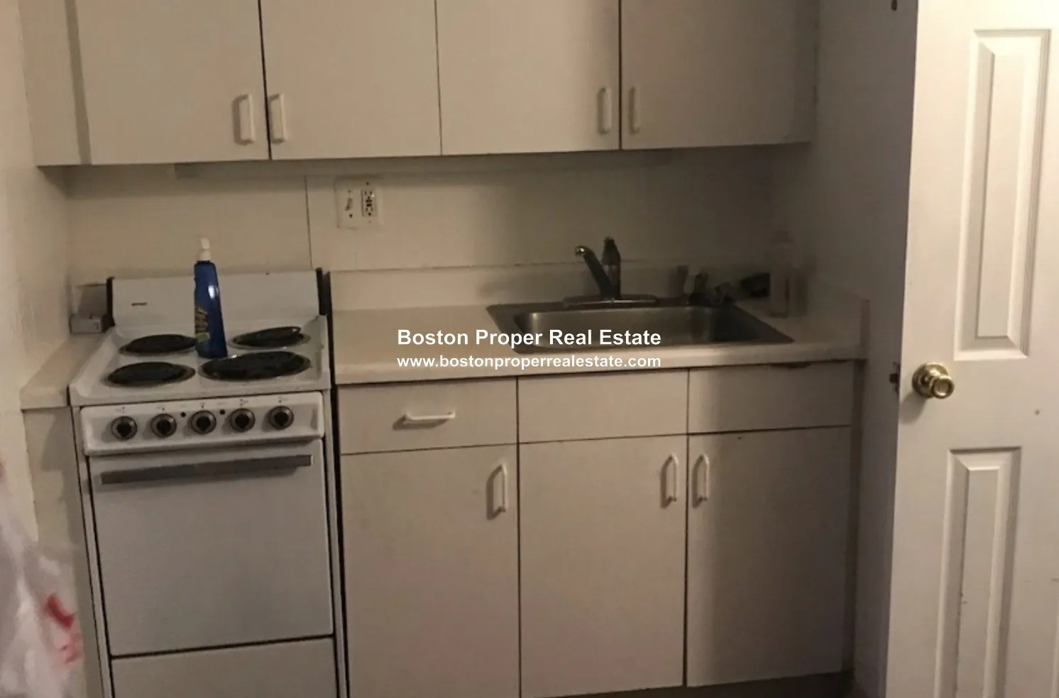 290 Newbury St, Back Bay