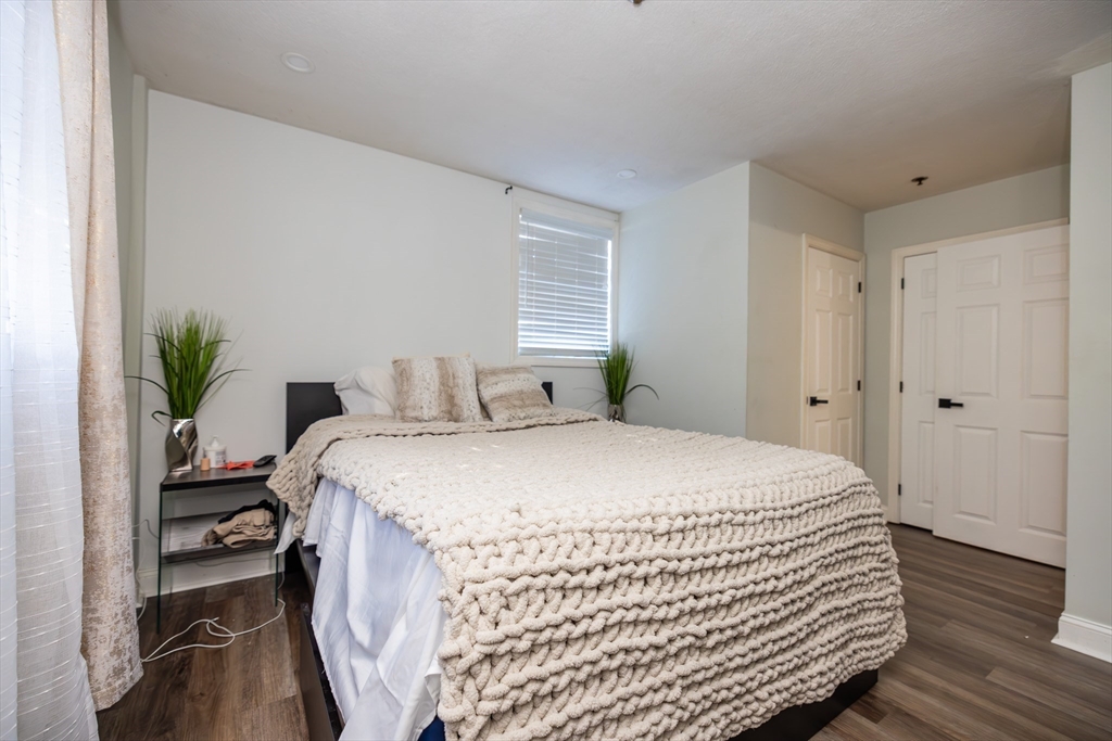 10 Beacon St, Woburn