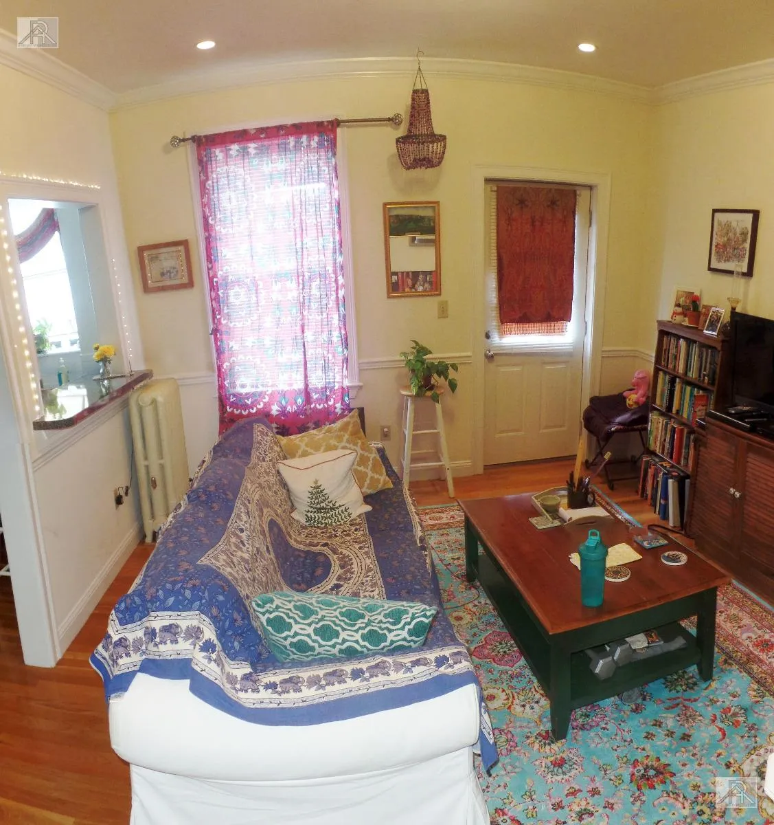 4 Park Vale Ave, Allston