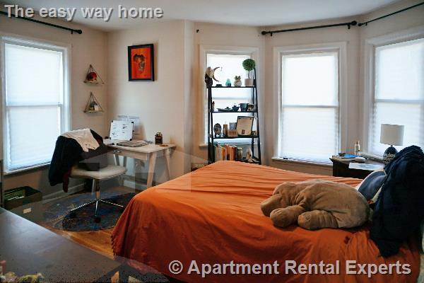 166 Broadway, East Somerville