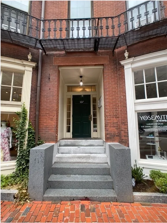 107 Charles St, Beacon Hill