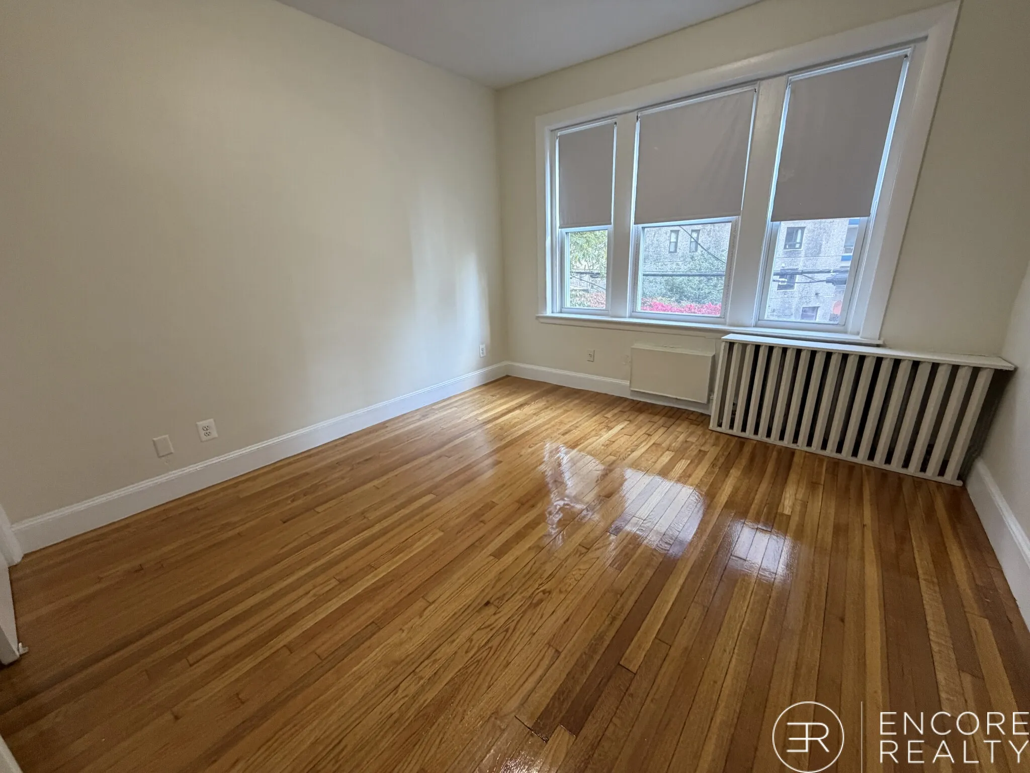 33 Lancaster Ter, Corey Hill