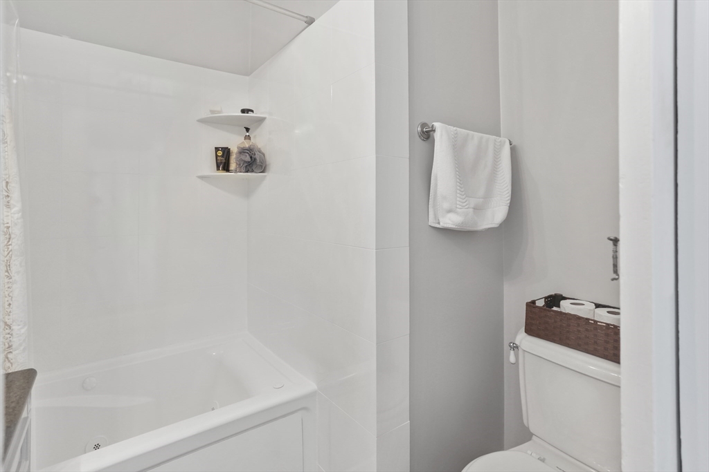 34 Bayard St, Allston