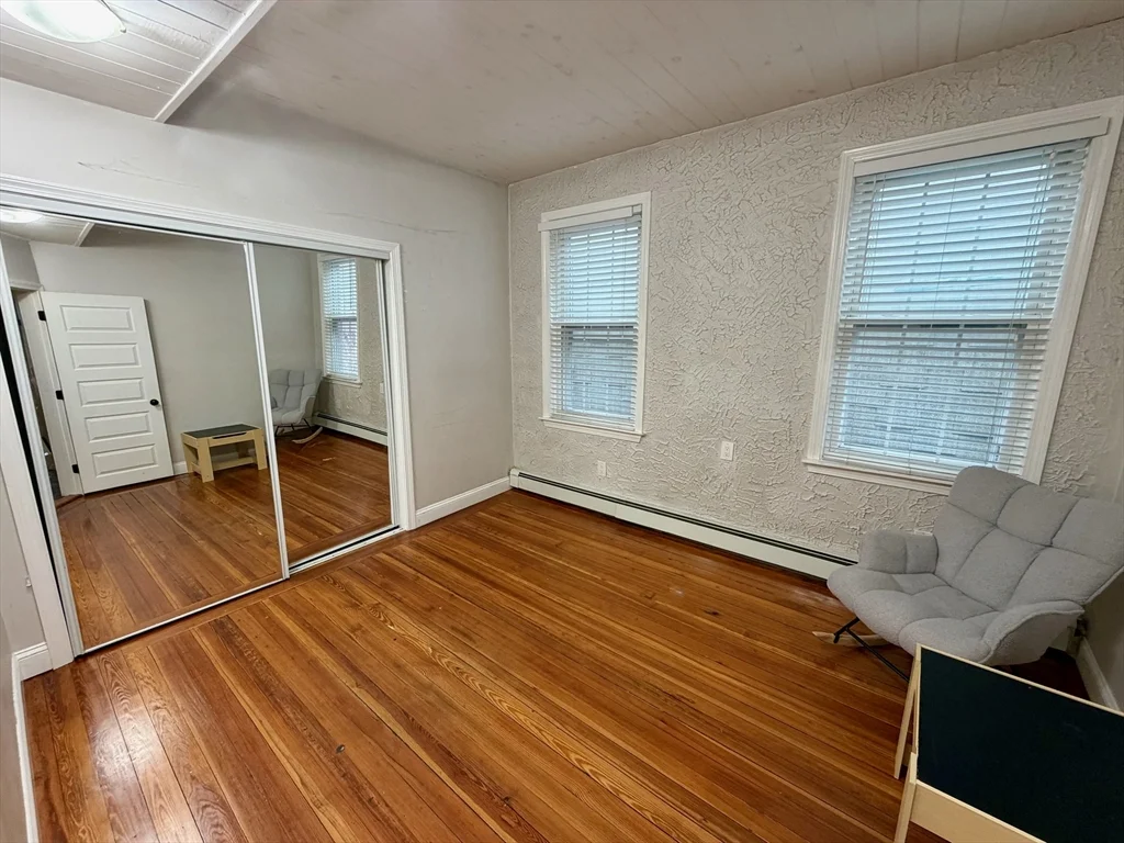 324 Chelsea St, East Boston