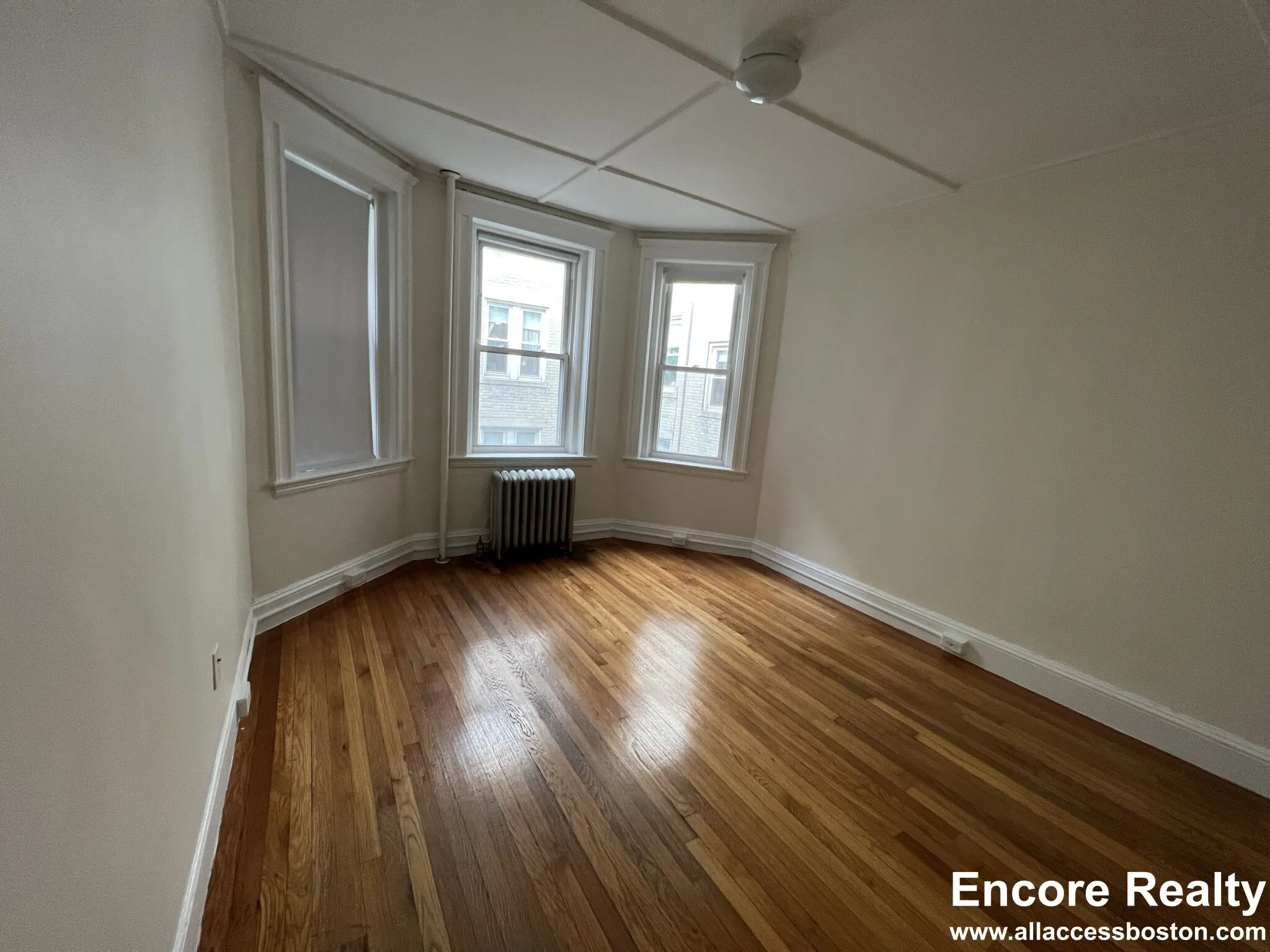 1175 Boylston St, Fenway