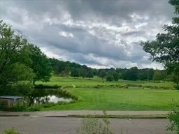 10 Lake Shore Ct, Brighton
