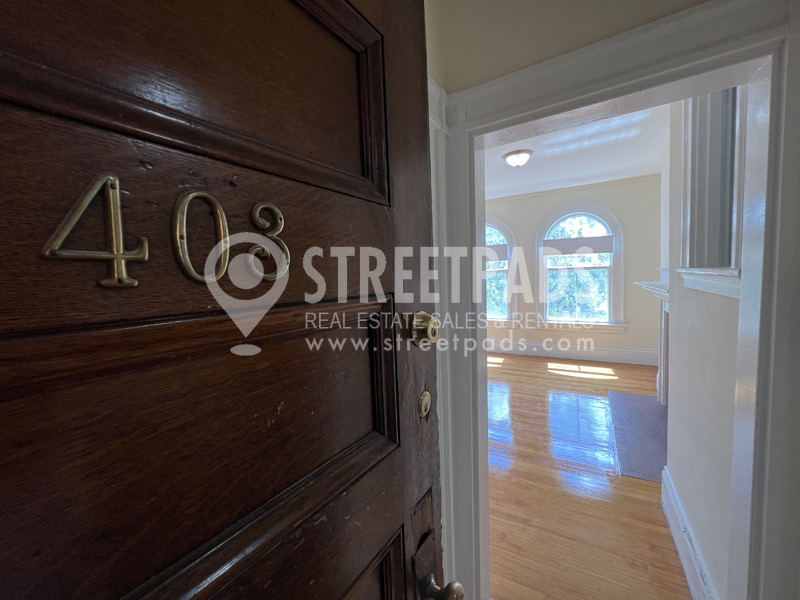 2 Ware St, Mid-Cambridge