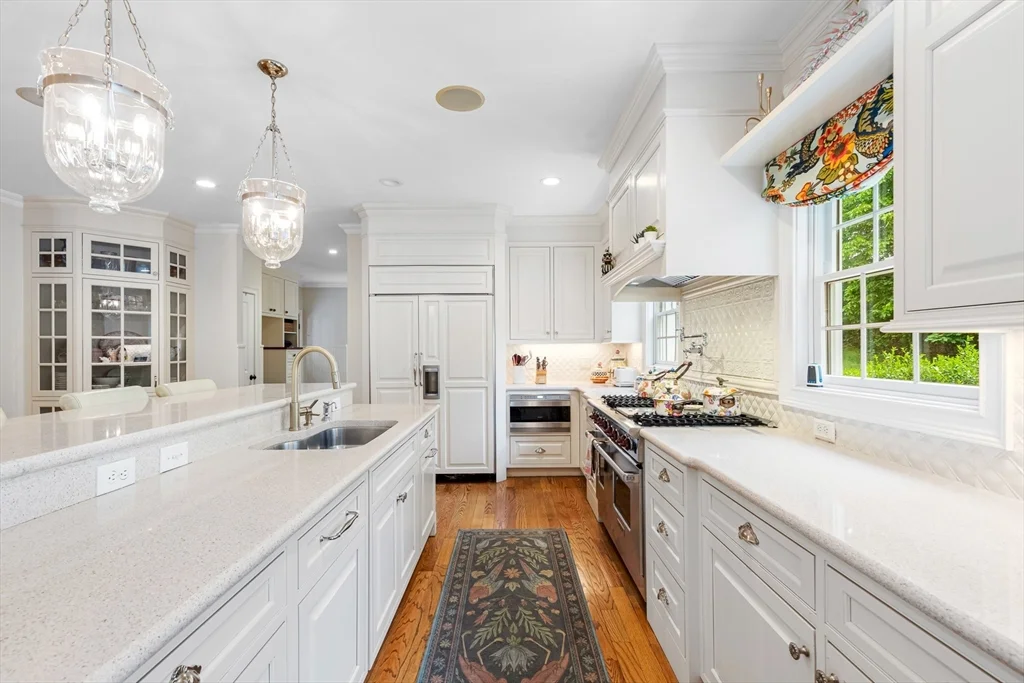 227 Rice Rd, Cochituate