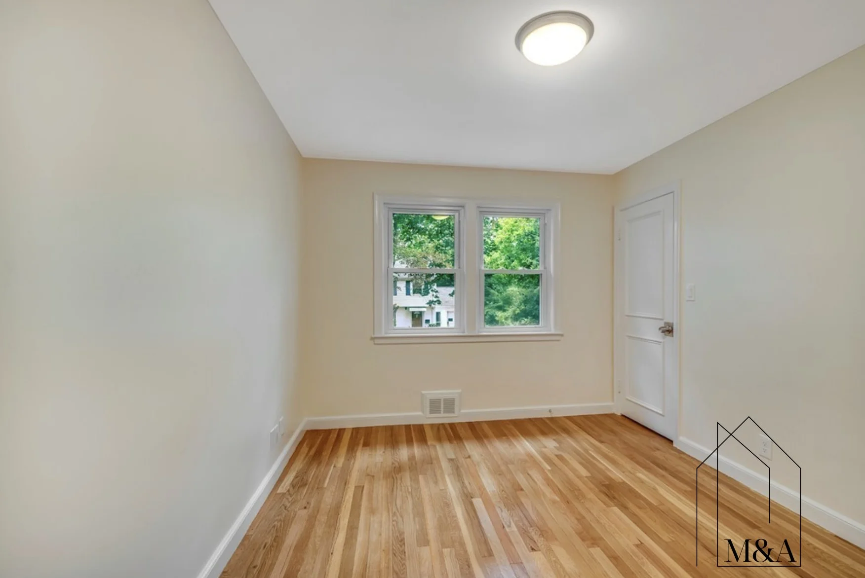 43 Kendall Rd, Newton Centre