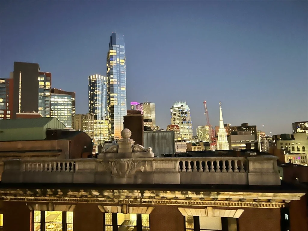 21 Beacon St, Downtown