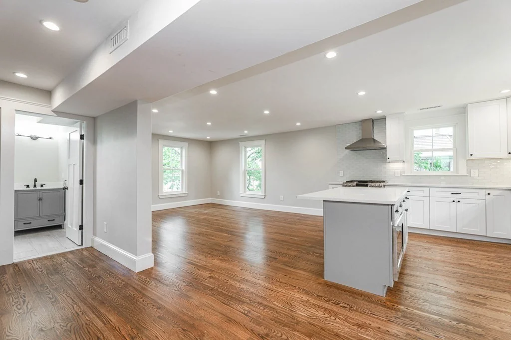 52 Maple St, Hyde Park