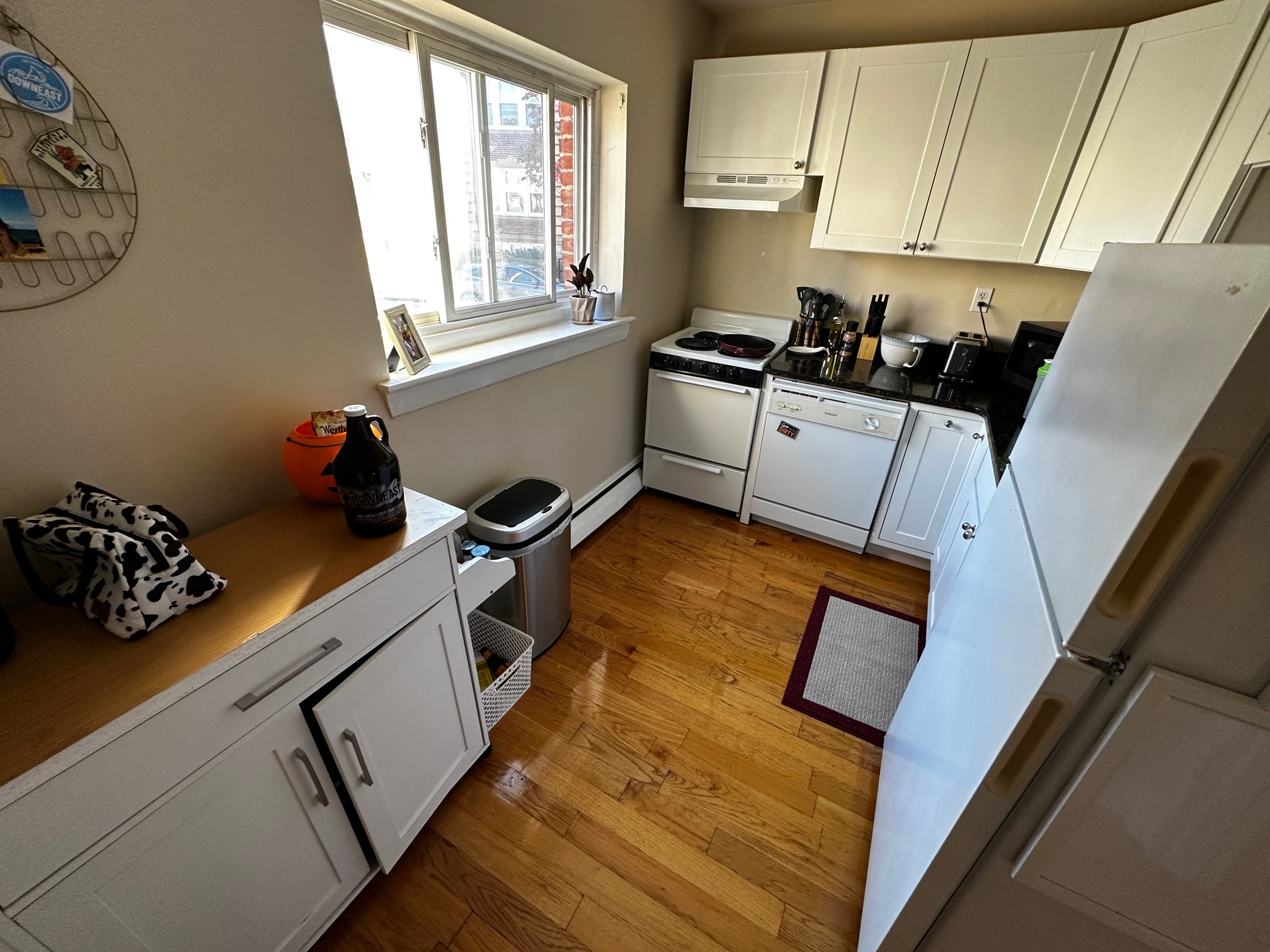 1 bed, 1 bath apartment for rent at 61 Selkirk Rd Unit 3., Brighton — photo 2 of 3