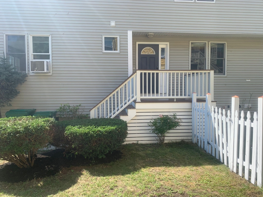 90 Monument, Medford