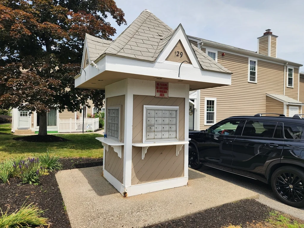 129 Lowell St, Peabody