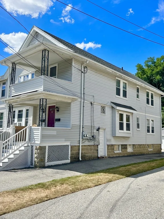 15 Century St, West Medford