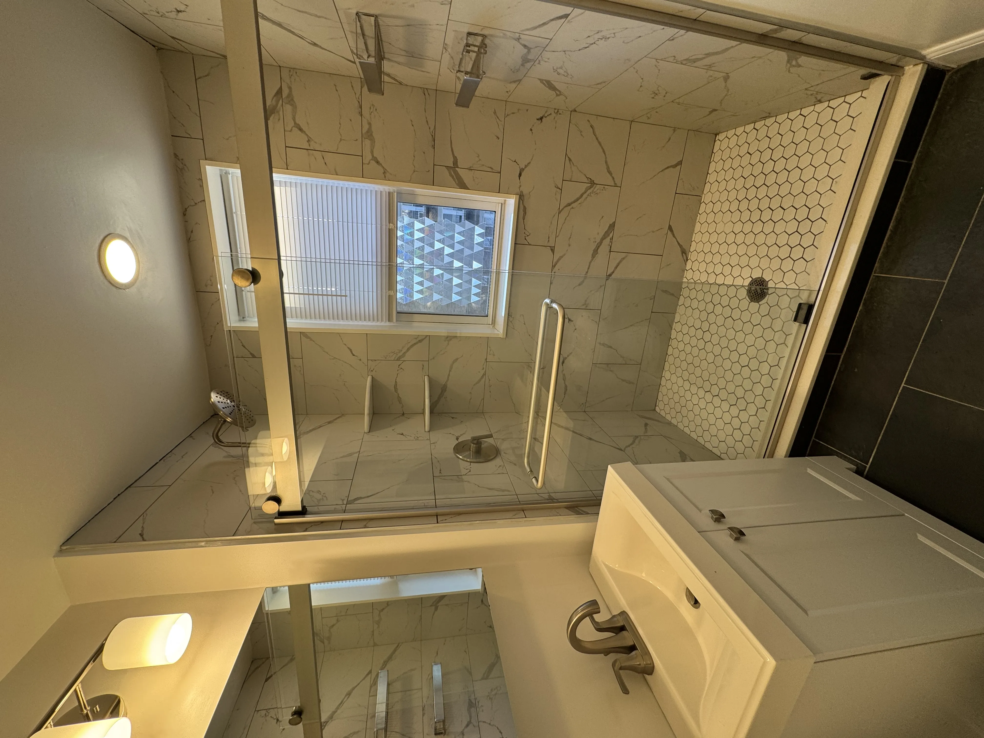 105 Queensberry St, Fenway