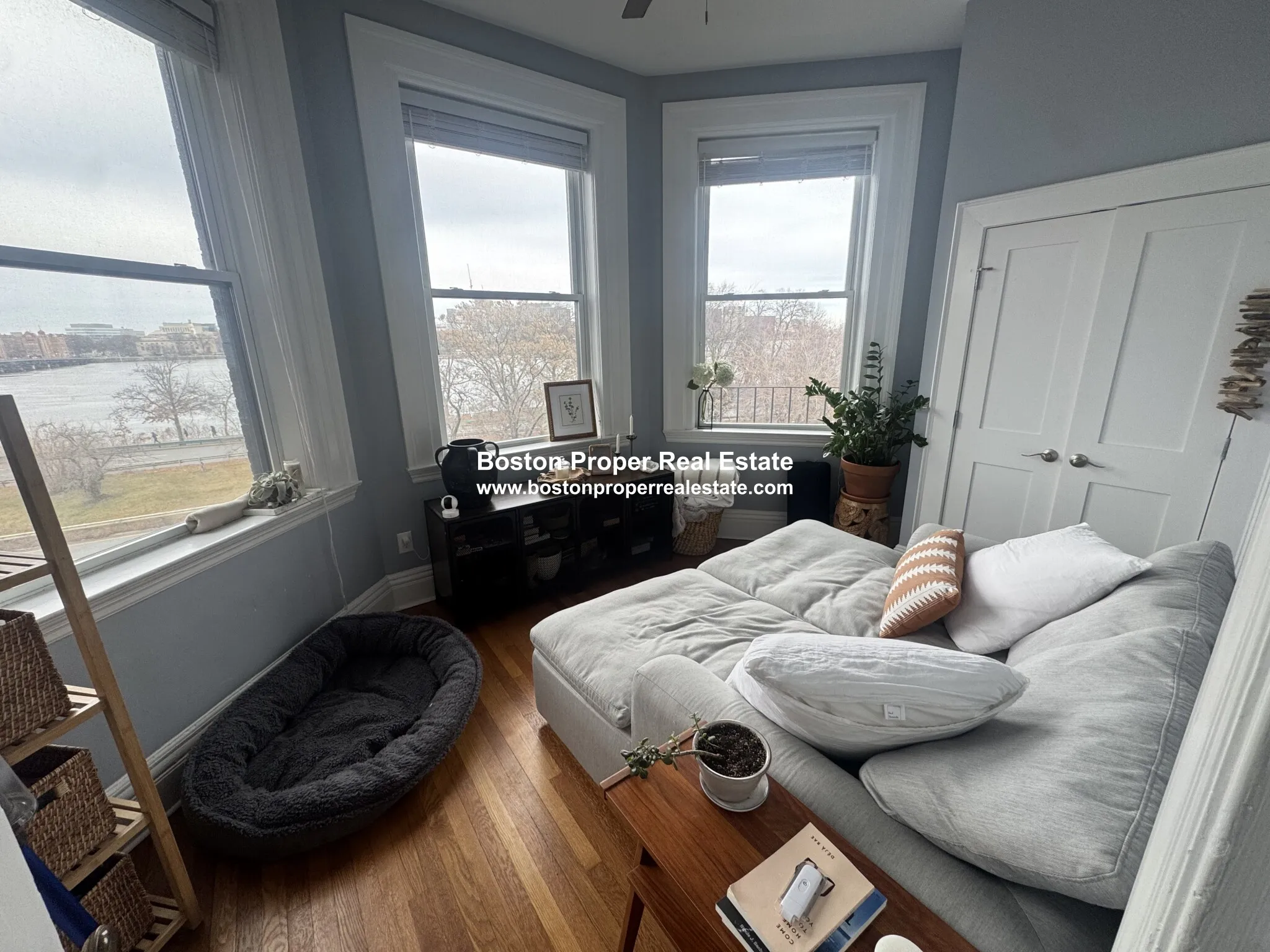 464 Beacon St, Back Bay