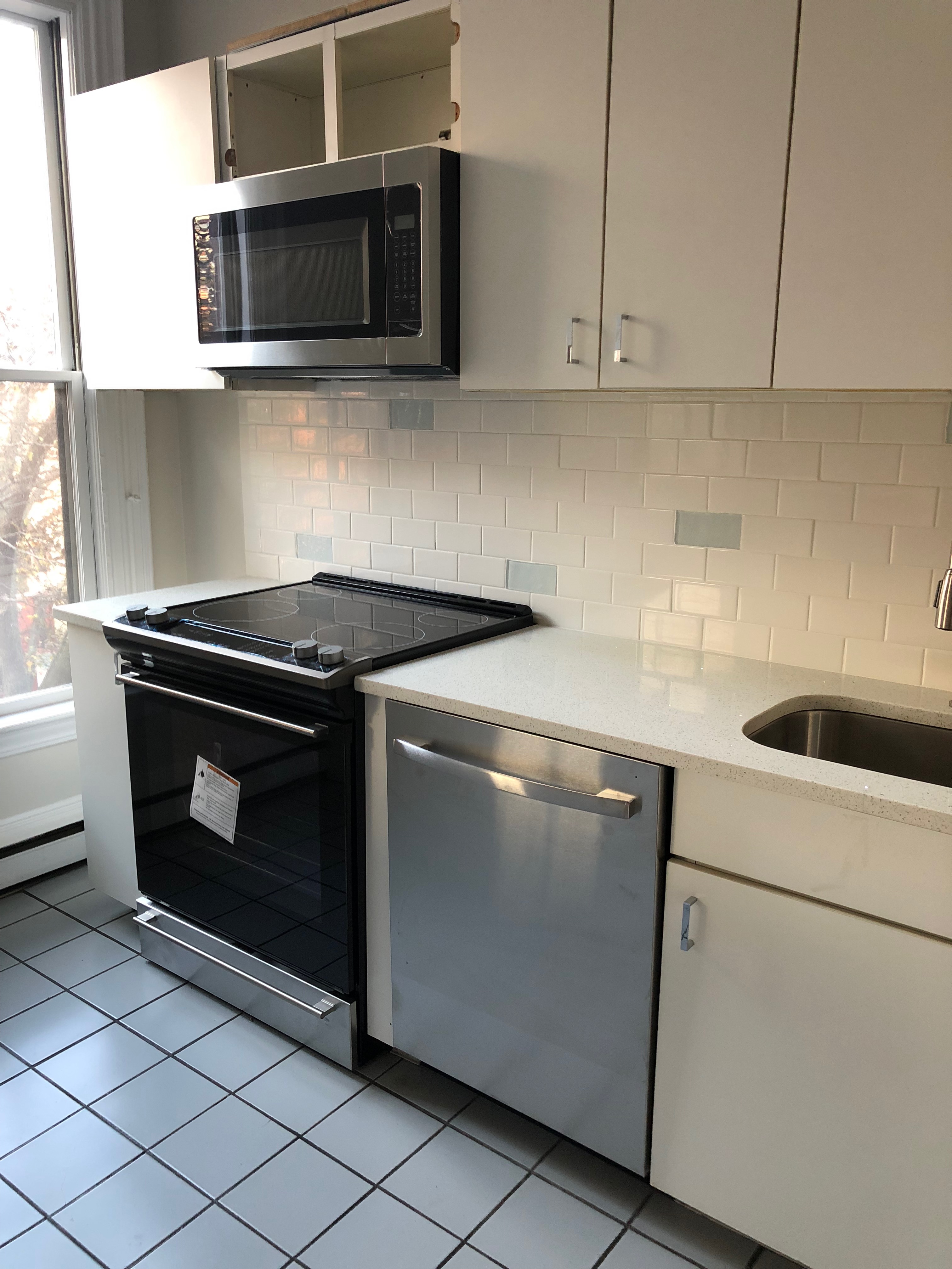 24 Yarmouth St, South End