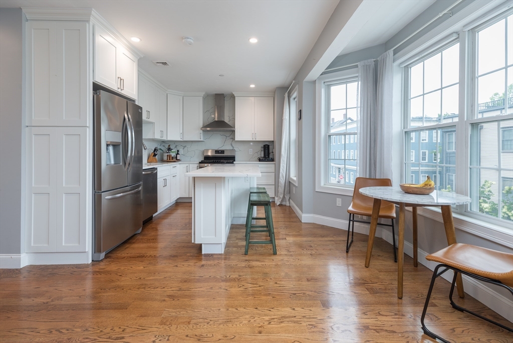 194 K St, South Boston