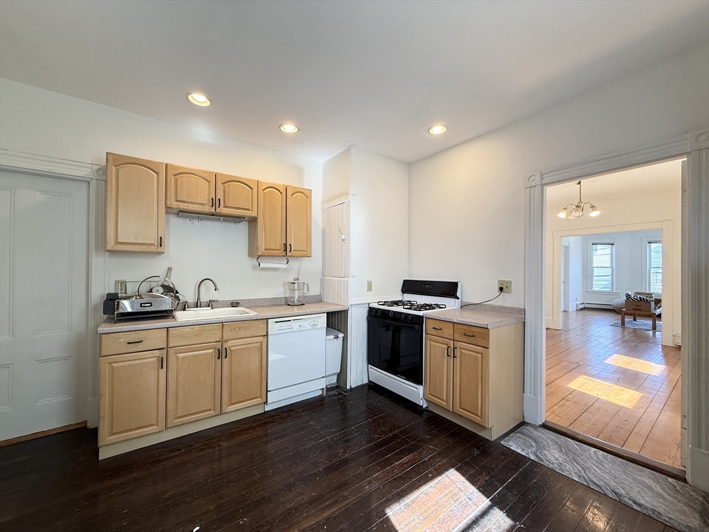 108 Beacon St, Inman Square
