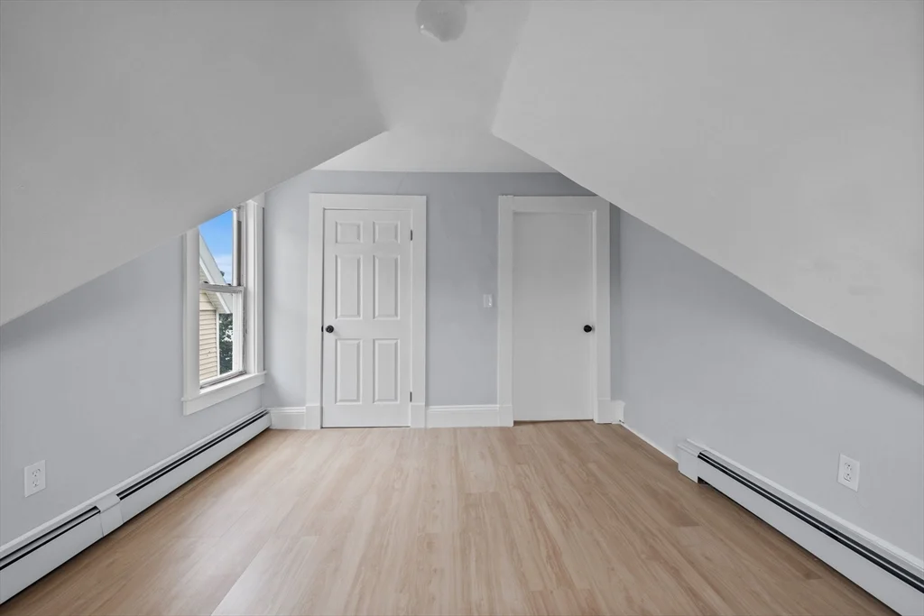 48 Hamilton Ave, Lynn