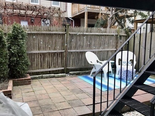 252 Gold St, South Boston