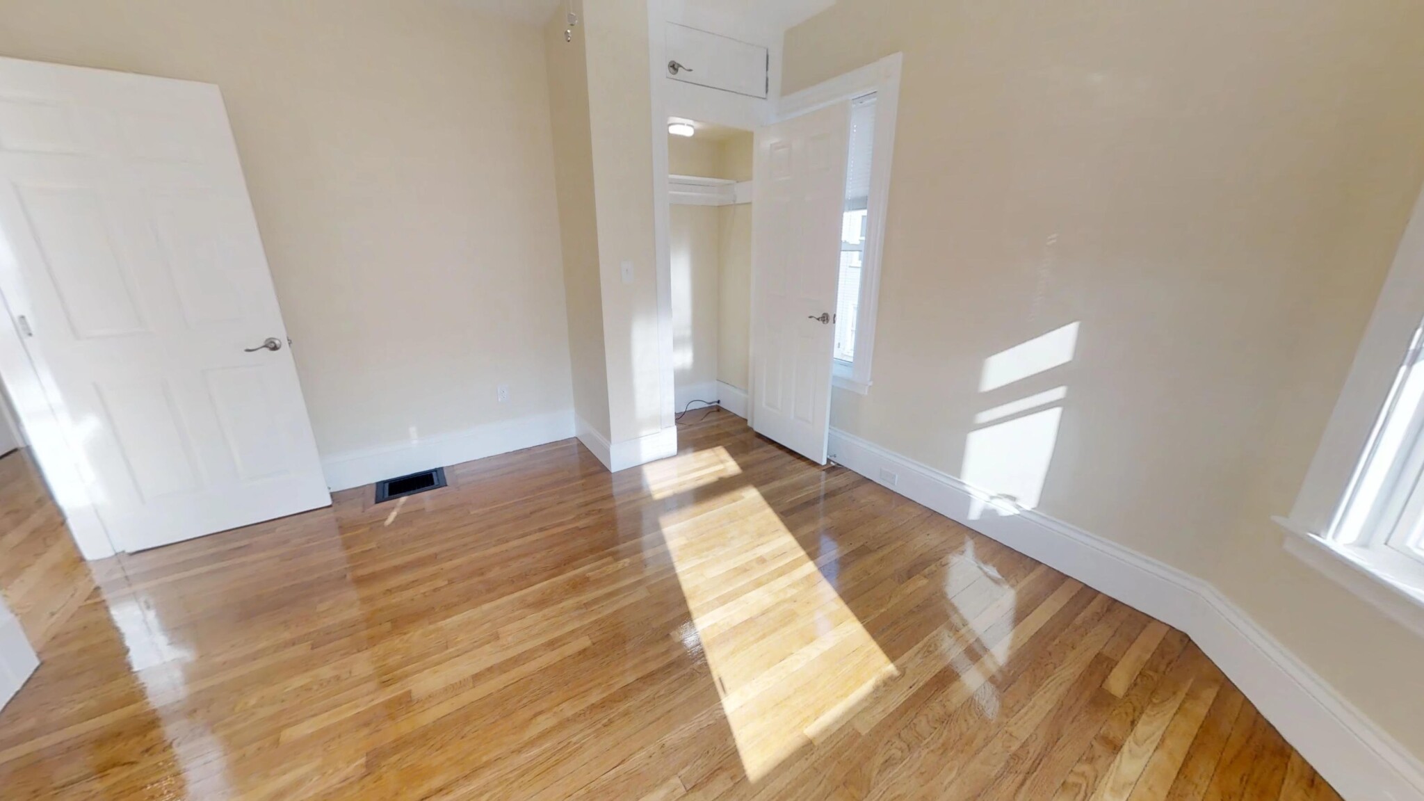 87 Morrison Ave, Powder House Square