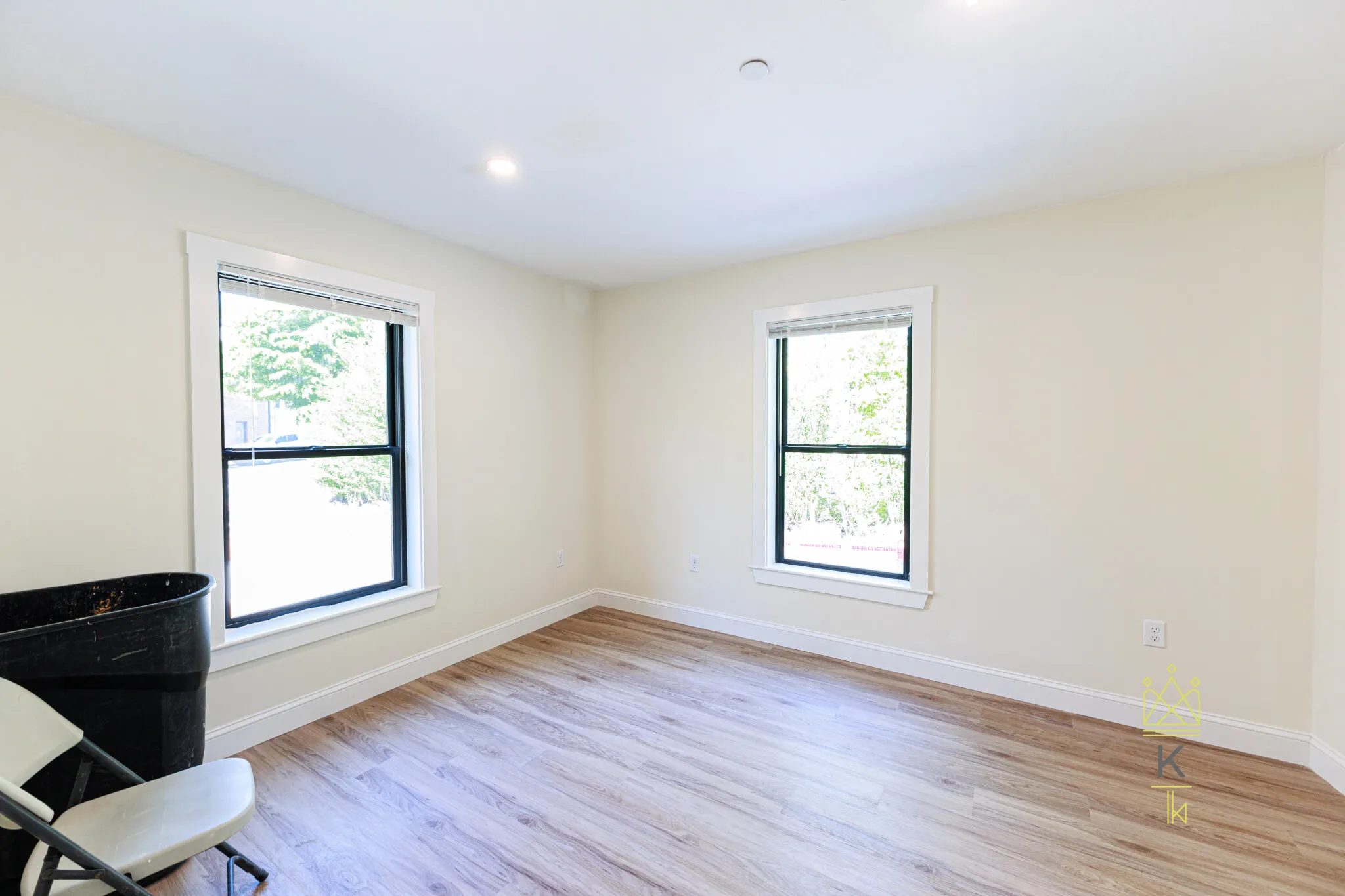 460 Washington St, Brighton