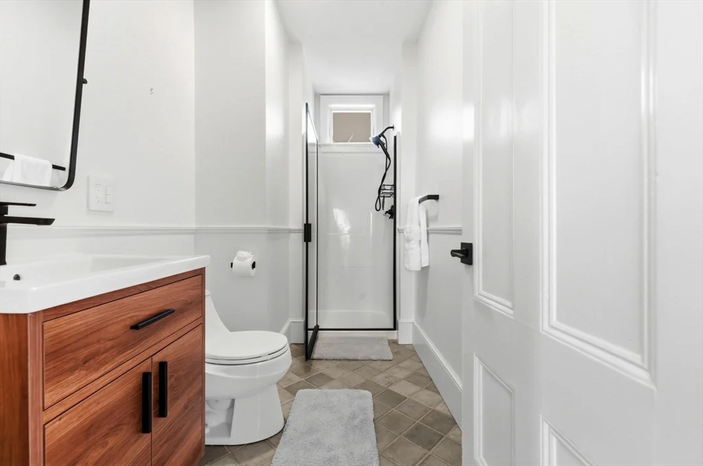 30 Boardman St, Salem