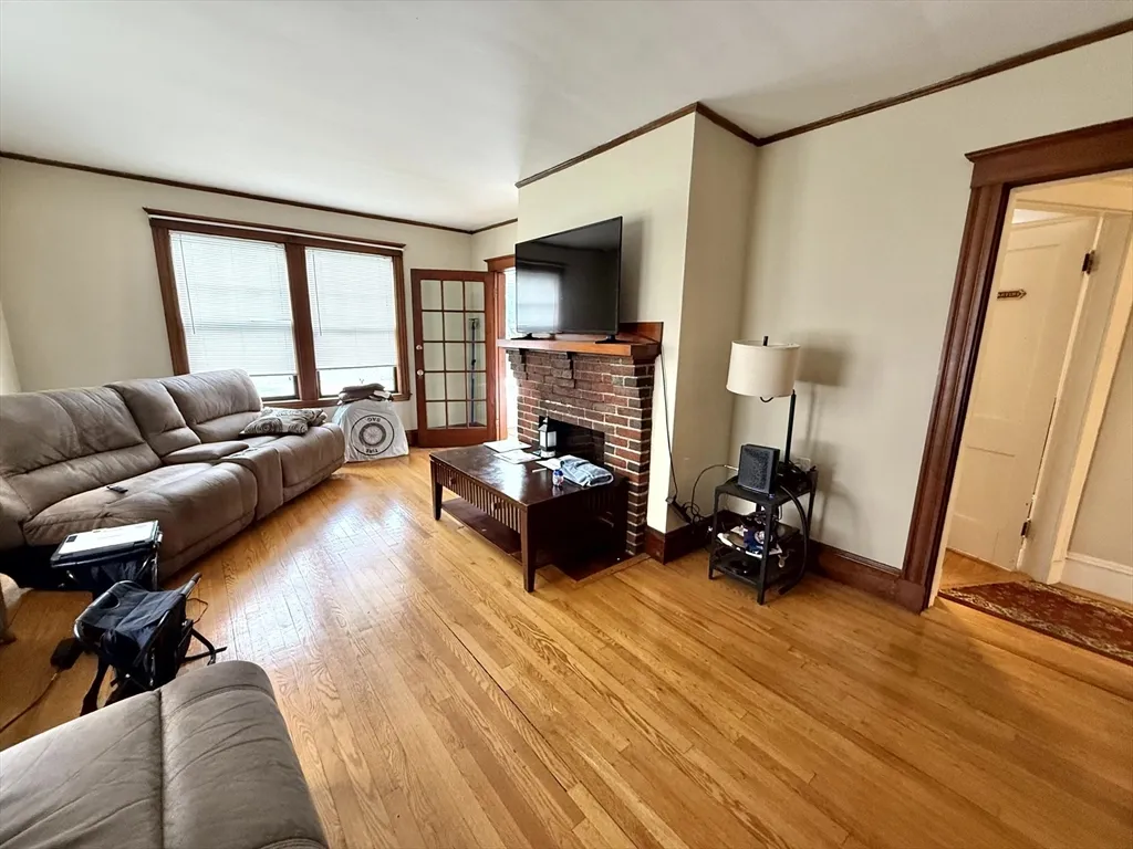 78 Hunnewell Ave, Brighton