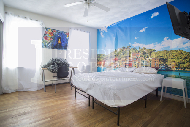 2.5 bed, 1 bath apartment for rent at 116 Bremen St Unit 1, East Boston — photo 6 of 10